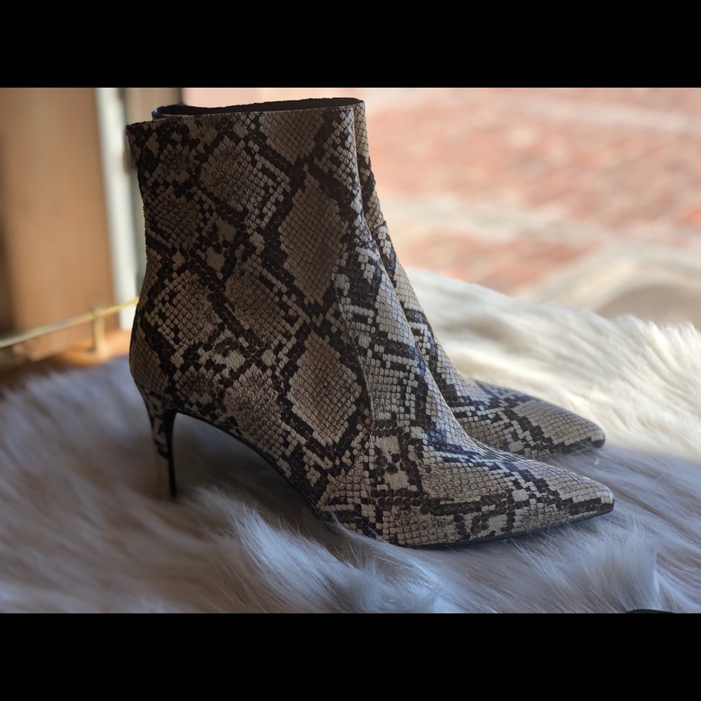 New Jeffrey Campbell Pointy Toe Bootie Khalees - Picture 4 of 9
